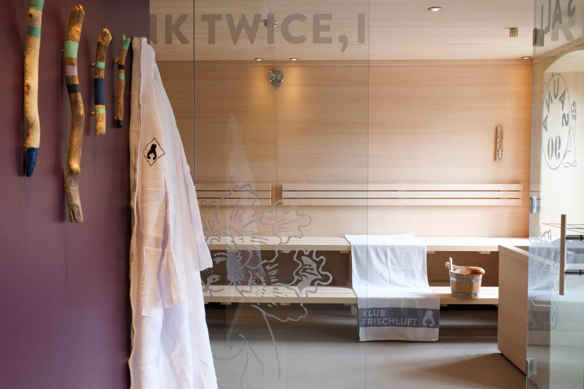 Hotel Baeren Мелау Екстериор снимка