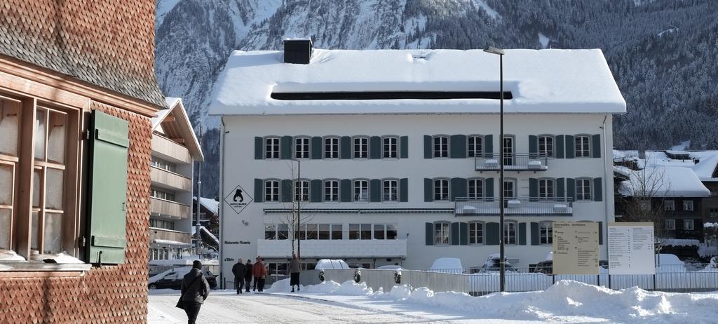 Hotel Baeren Мелау Екстериор снимка